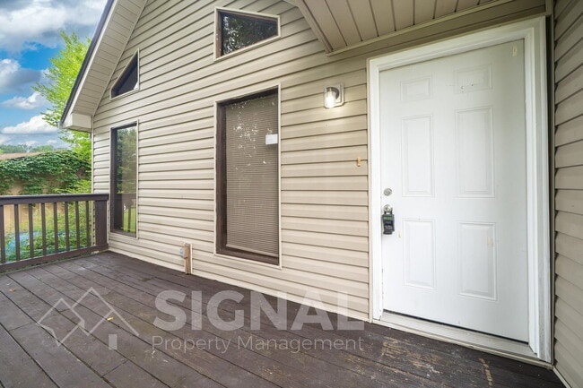 Photo - 3037 Apple Valley Ln