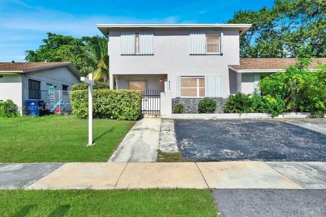 Photo - 20537 SW 92nd Ct