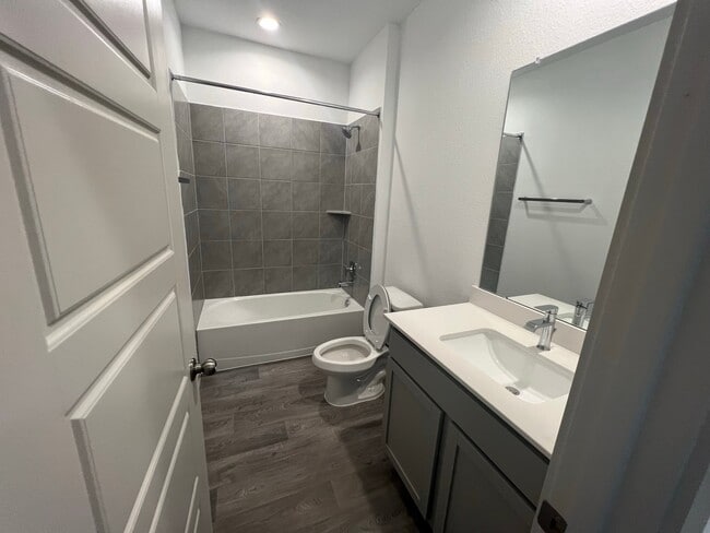 Photo - 7719 Brushwood Dr