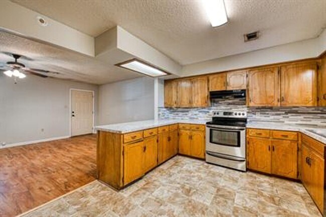 Photo - 114 S Mitchell St Unidad A