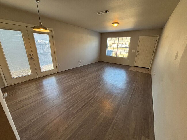 Photo - 1673-1675 E. Evalyn Circle Unit EVALYN 1673-1