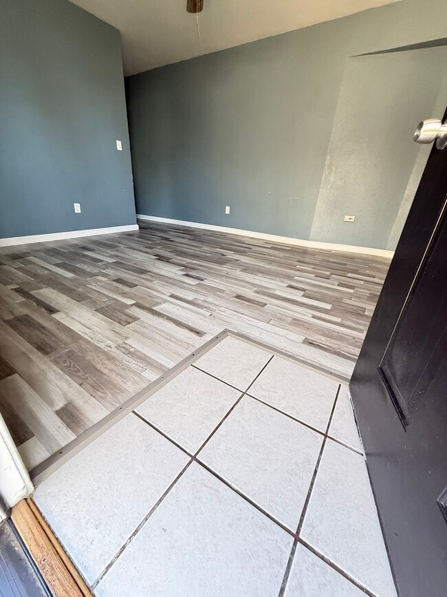 Photo - 1015 4th St Unidad B