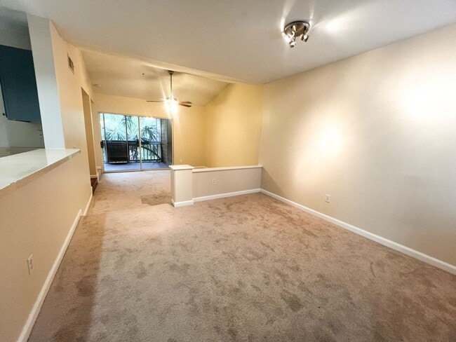 Photo - SABLE WALK RENTAL MOVE IN NOW!Spacious 2X2...
