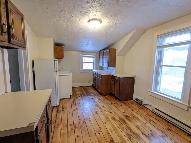 Photo - 720 Hill Ave Unit 2