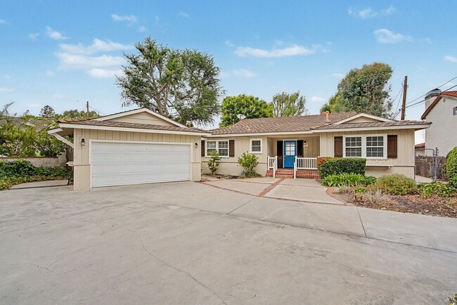 Building Photo - Rolling Hills Ranch House — Updated 3BR Home on a Massive Lot