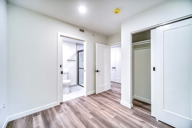 Photo - 5415-5415 Cogswell St Unit 305