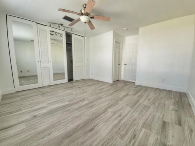 Photo - Available Now!  2 bedroom/2.5 Bath Townhome! Water Included!
