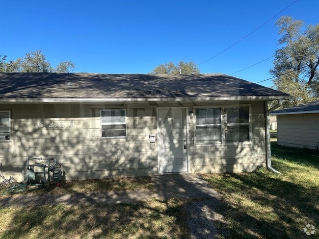 Building Photo - 6206 E 153 St Rental