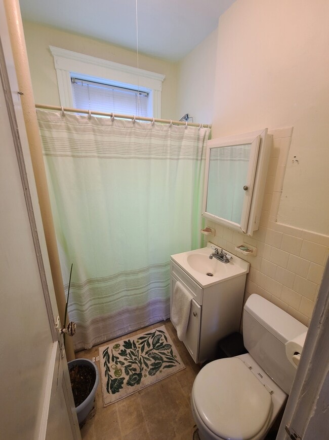 Photo - 1450 Commonwealth Ave Unit 27