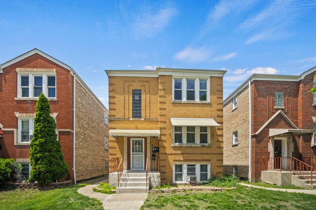 Building Photo - 1814 Elmwood Ave Unit 2