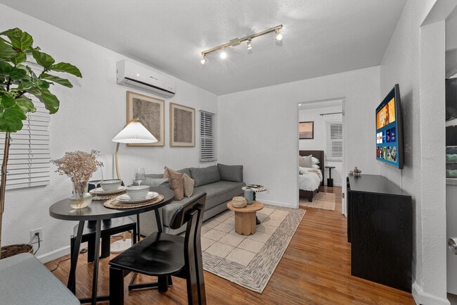 Building Photo - 334-40 Langley St Unit ID1330861P