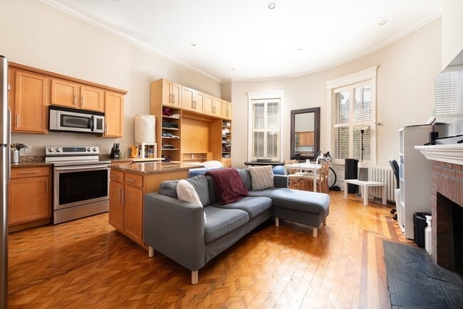 Photo - 189 Beacon St Condo Unit 4