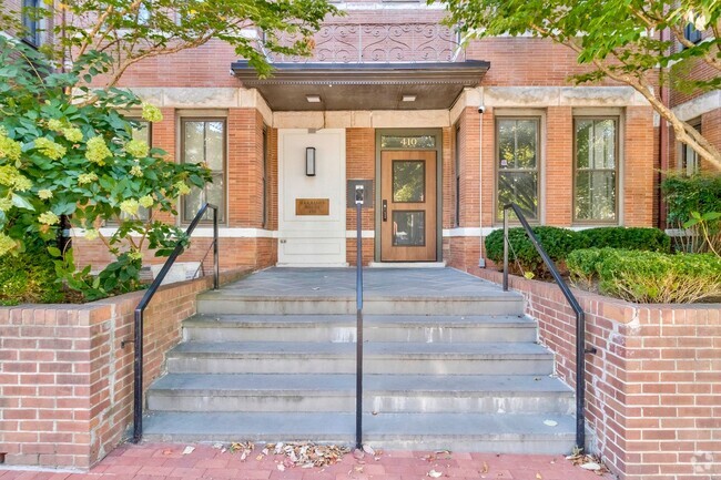 Building Photo - Harrison House on Capitol Hill