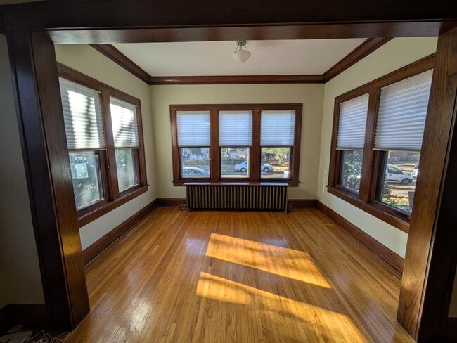 Photo - 3231 Fremont Ave S Unidad 3231