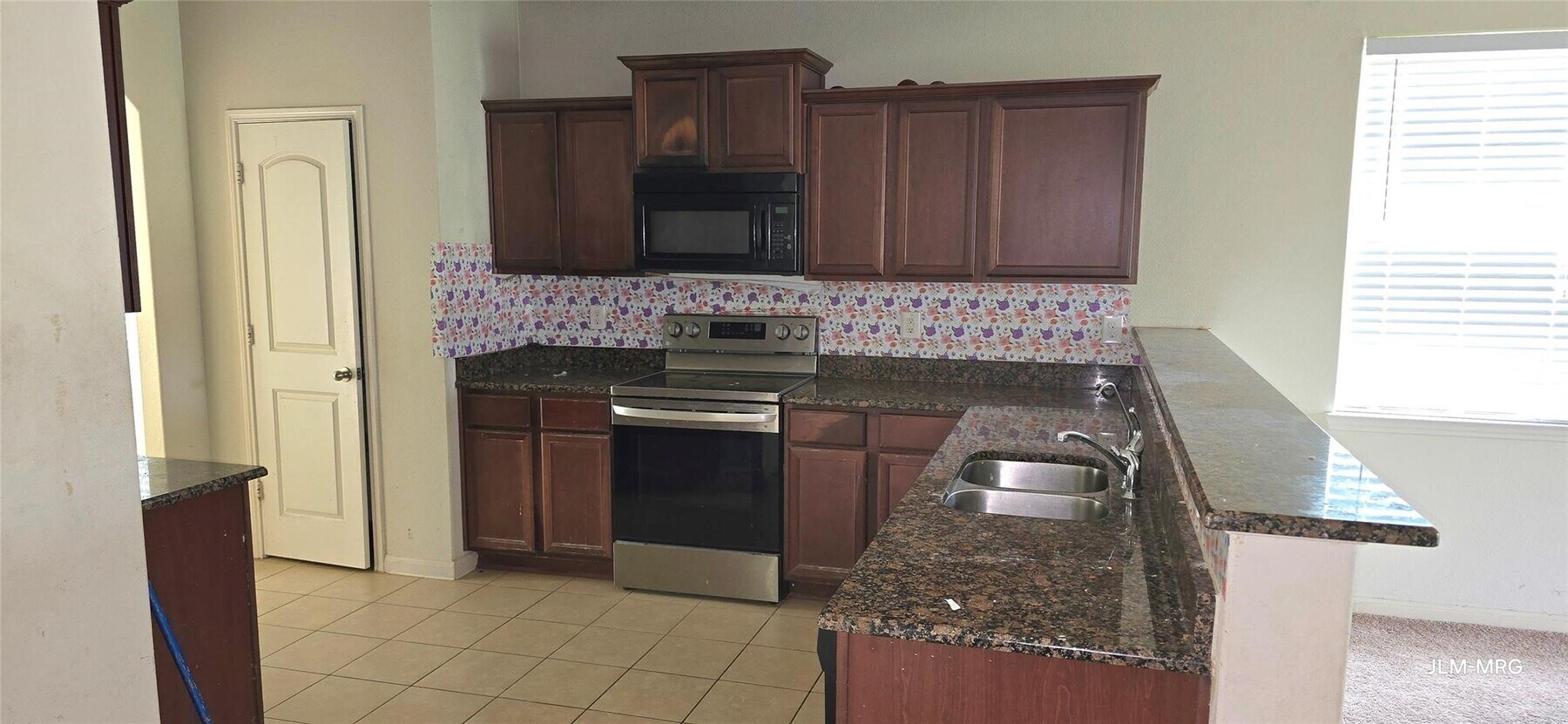 Photo - 4903 Jagged Cliff Ln House