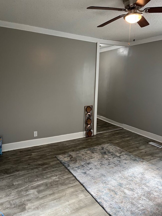 Photo - 278 Dixon Cir