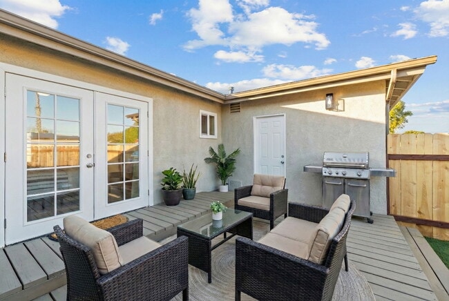 Photo - 765 Elkwood Ave