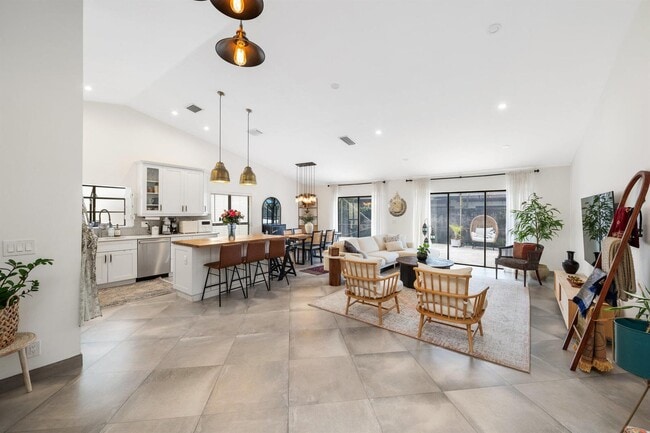 Photo - 21567 Villa Nova Dr