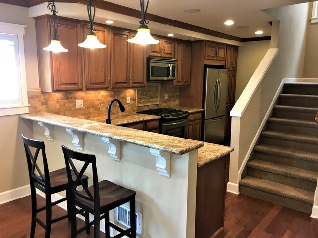 Cocina - 1508 California Ave SW