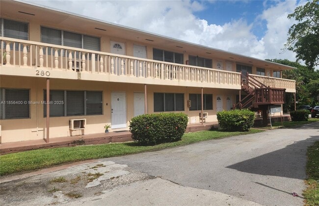 Building Photo - 280 SW 11th Ave Unit 9 Rental