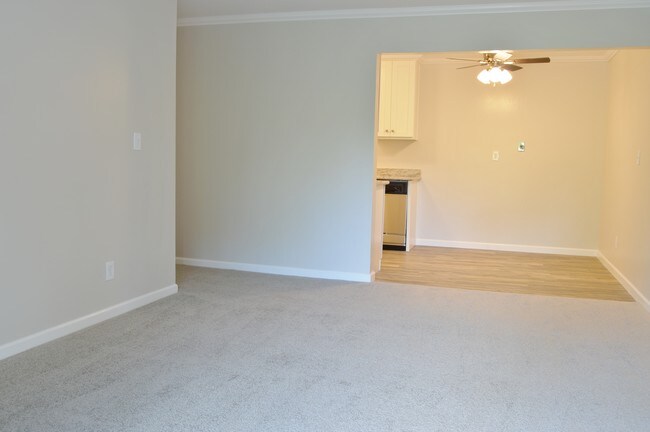 Peppertree Apartments