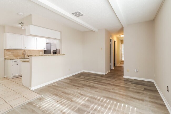 Photo - 13483 Castilian Dr