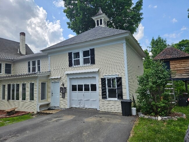 Building Photo - 138 High St