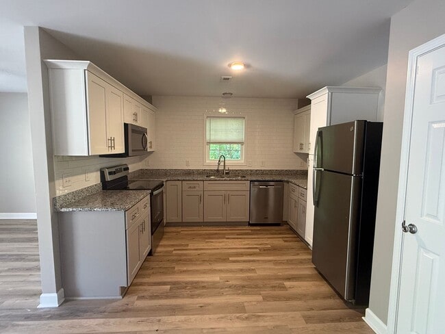 317 E Gilbreath St Unidad 319