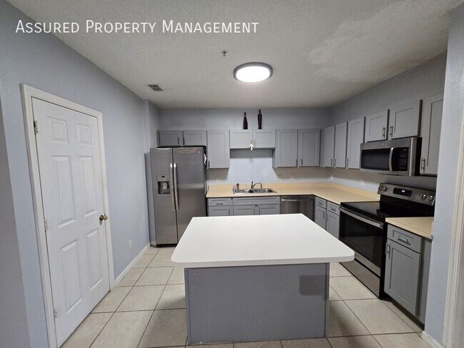 Photo - 2048 Cypress Bay Blvd