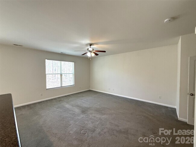 Photo - 354 Cornielle Ln