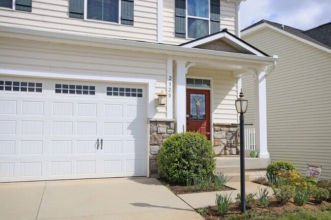 Photo - N. Albemarle Co Home With Fenced Yard, Near NGIC/DIA/NGA