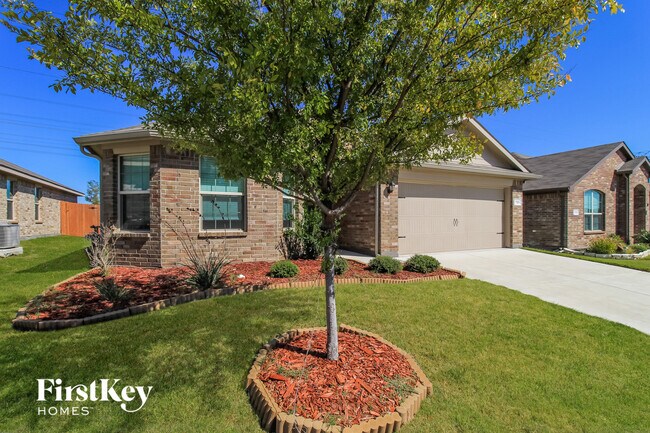 Photo - 721 Watson Wy