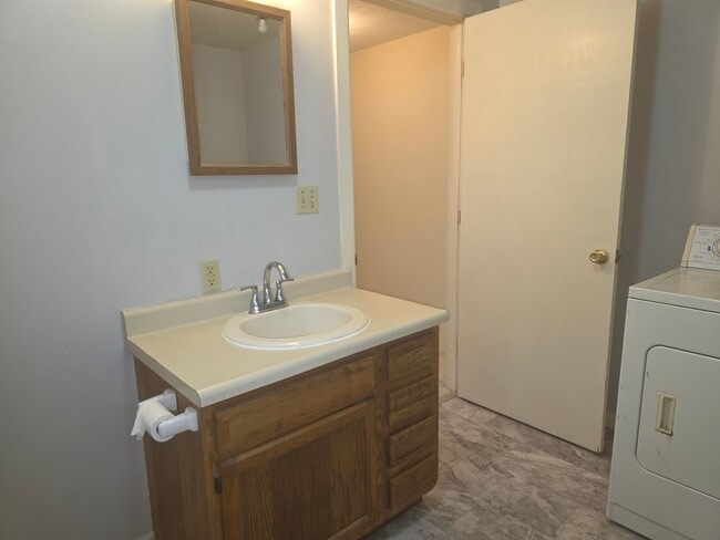 505 Montgomery St Unit 1
