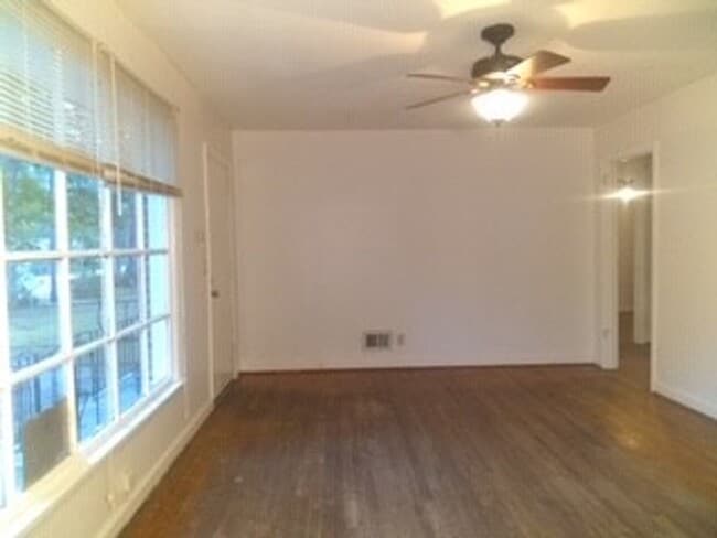 Photo - 3 Bedroom, 1 Bath house