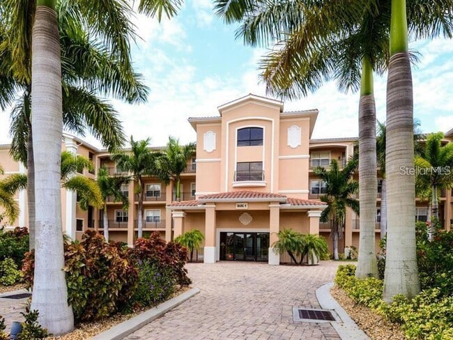 Building Photo - 95 N Marion Ct Unit 223