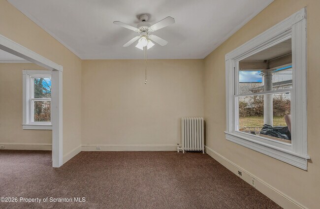 Photo - 1315-1319 Wyoming Ave