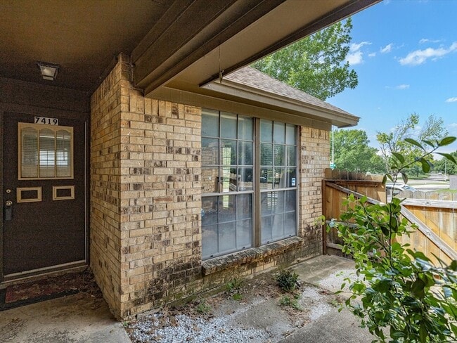 Photo - 7419 Lemonwood Ln