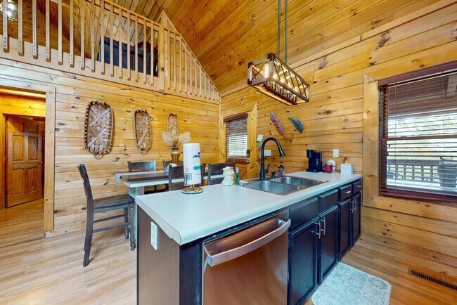 Photo - 2632 Camden Way