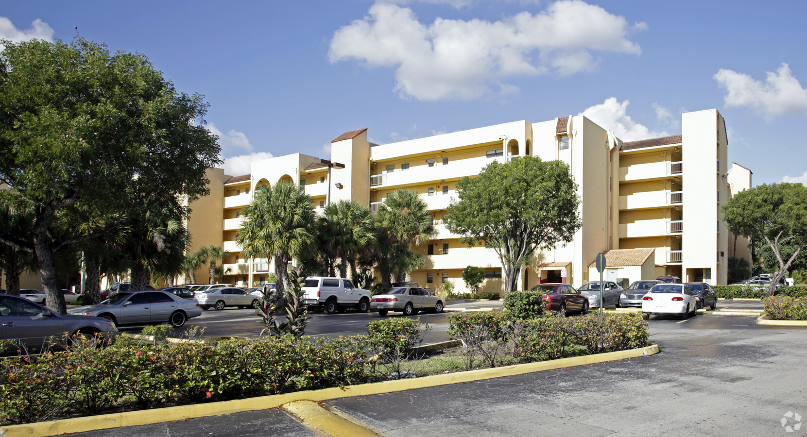 Photo - Blue Grotto Apartments