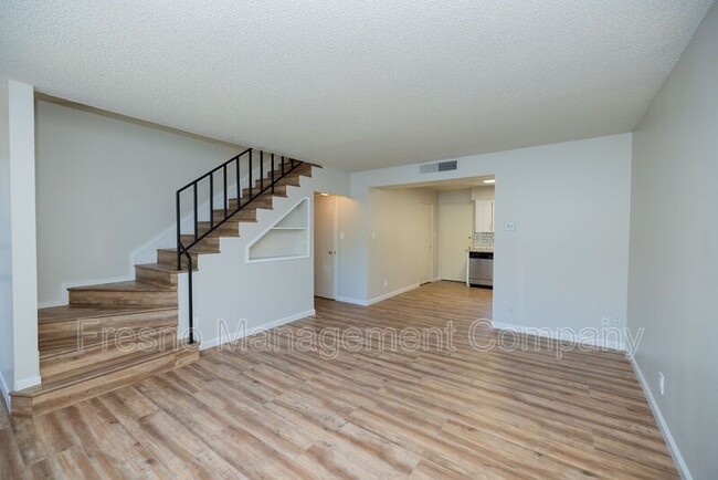 718 E Hedges Ave Condo - Condo for Rent in Fresno, CA | ForRent.com