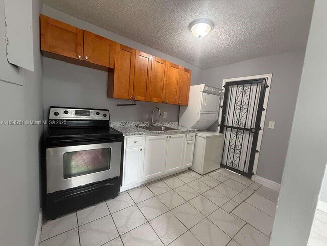 Photo - 8276 NW 1st Pl Unit 8276