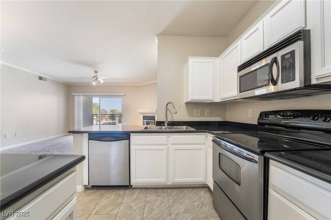Photo - 2900 Sunridge Heights Pkwy Unit 628