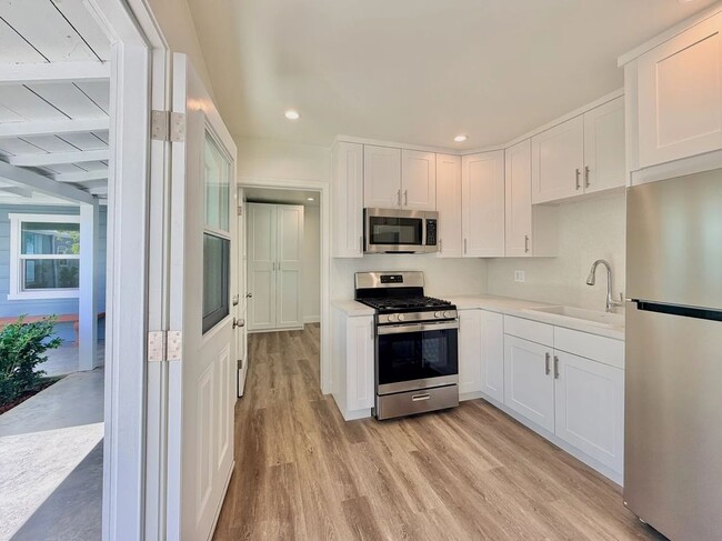 Photo - 501 S Gaylord Dr