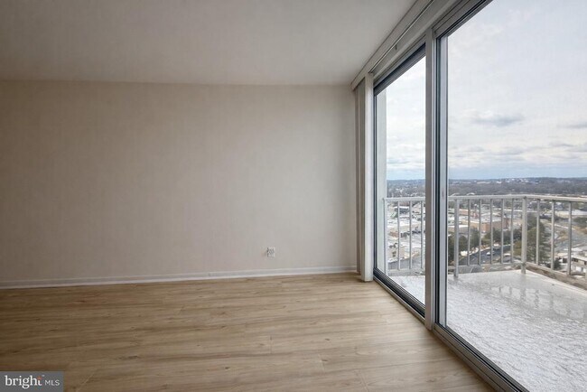 Photo - 301 N Beauregard St Unidad 1707