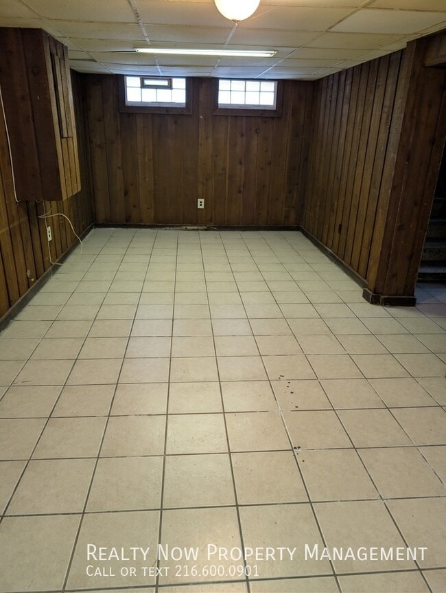 Photo - 13604 Oak Park Blvd