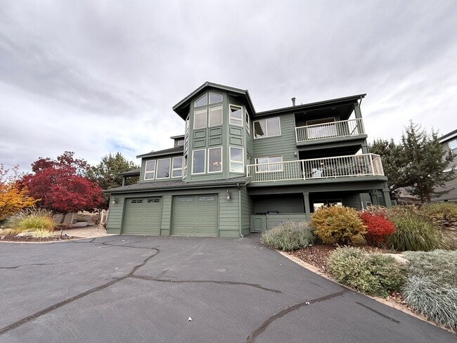 Photo - WINTER SPECIAL DISCOUNTED $500 PER MONTH F...