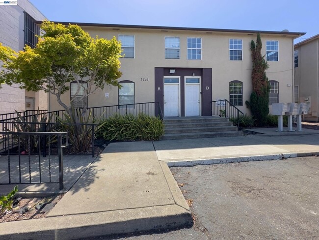Photo - 2716 Adeline St