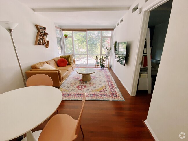 Building Photo - 1545 18th St NW Unit 201 Rental