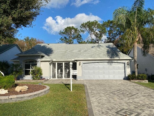 Building Photo - Spectacular ANNUAL LEASE, Fully Furnished ... Rental