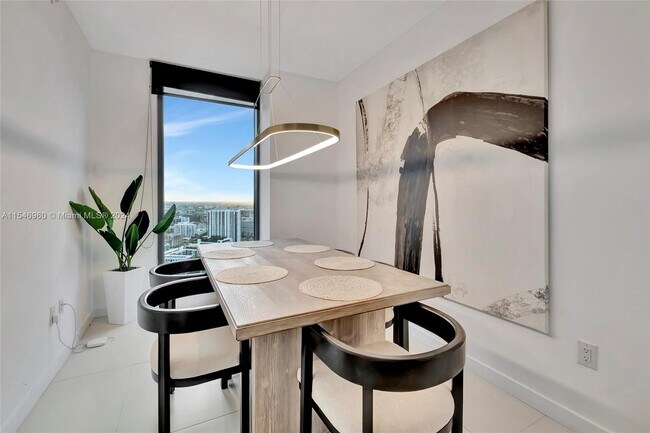 Photo - 501 NE 31st St Unit 3708